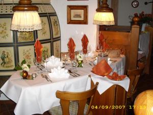 Nápoje v ubytování Jagdhotel Sudetenhof