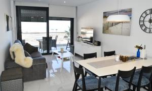 Posedenie v ubytovaní Infinity View by Mar Holidays - Arenales del Sol