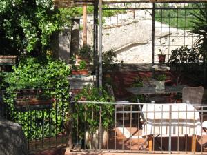 Aed väljaspool majutusasutust B&B L'Orto Sul Tetto