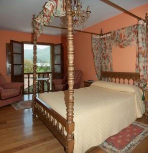 Säng eller sängar i ett rum på Posada Sobrevilla