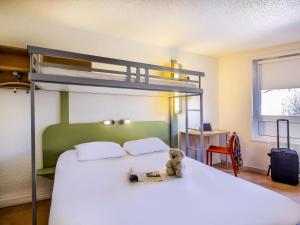Rúm í herbergi á ibis budget Limoges Centre Gare +44 myndir
