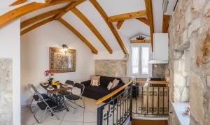 Posedenie v ubytovaní Villa Spaladium