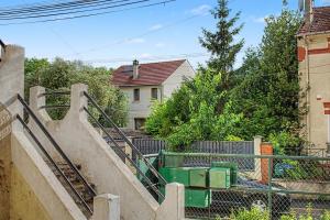 a set of stairs in front of a house at Lux PIGALLE in Argenteuil