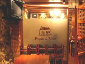 Posezení v ubytování Posada de Bleto