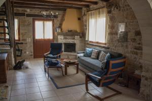 Posedenie v ubytovaní O Ilios House