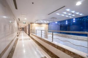 Piscina a Saif Plus 2 Hotel by Orvana o a prop
