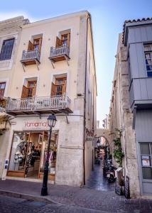 Gallery image of Leo Hotel in Rethymno