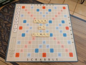 a game of scrabble on a table at L'Aiglon Studio cocon au coeur de Gap in Gap