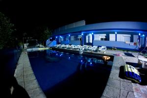 Bazén v ubytování Blue Lagoon nebo v jeho okolí + 16 fotografií