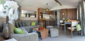 Ruang duduk di Camping Officiel Siblu Les Dunes de Contis