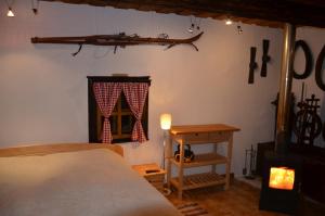 Letto o letti in una camera di Drevenička Jakubko