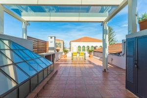 A balcony or terrace at Mediterraneo Suite Home