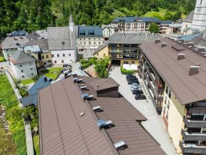 an overhead view of a town with buildings and cars at Riverview Apartment - Bad Aussee in Bad Aussee