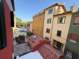an overhead view of the roofs of buildings at Casa Gina in Chioggia
