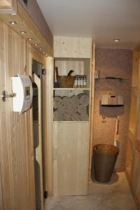Kylpyhuone majoituspaikassa Gites des Dix Vins
