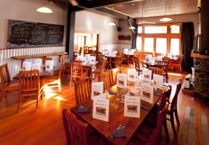 Restoran või mõni muu söögikoht majutusasutuses The Blue Pub