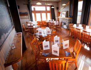 Restoran või mõni muu söögikoht majutusasutuses The Blue Pub