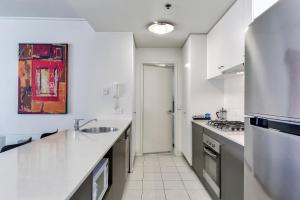 Kuchyň nebo kuchyňský kout v ubytování SKD Suites