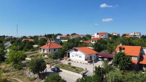 an aerial view of a small town with houses at Appartement Nicole BENKOVAC in Benkovac