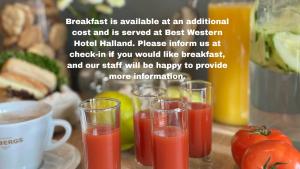 a table with three glasses of juice and a cup of coffee at Vandrarhem Nattmössan in Kungsbacka +3 photos