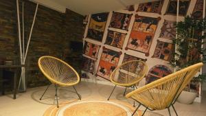 Un televizor și/sau centru de divertisment la Hotel & Spa Arha by Maile