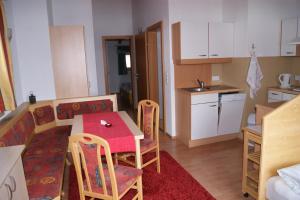 Kuchyňa alebo kuchynka v ubytovaní Ferienhaus Artho