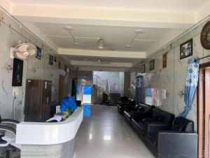 Gallery image of Panthanibas momochitte in Bakkhali