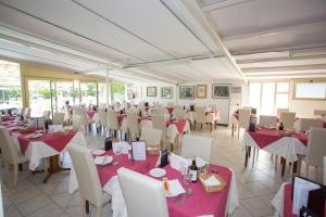 Restaurace v ubytování Hotel Delle Mimose