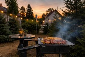 Kemudahan BBQ tersedia untuk tetamu di hotel