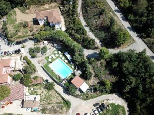 an aerial view of a house with a pool at Agriturismo EUCALIPTO in Perdifumo