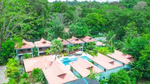 an aerial view of a resort with a swimming pool at Bungalows Punta Uva in Puerto Viejo