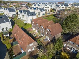 an aerial view of a residential neighborhood with houses at Ferienhaus Lillys Beachhouse in Varel