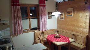 Posezení v ubytování Ferienwohnung Elisabeth + 23 fotografií