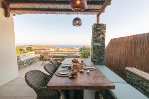 Anemofoto House - Cycladic Villa with Private Pool, Agios Fokas ...
