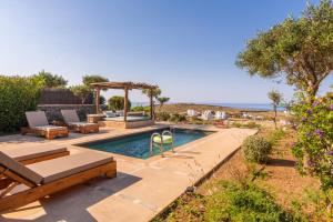 Anemofoto House - Cycladic Villa with Private Pool, Agios Fokas ...