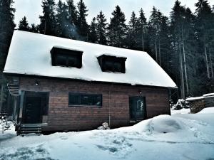 Chata Kamenie during the winter