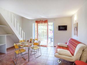 Boutique Holiday Home in Poggio Mezzana on the Beachsideにあるシーティングエリア