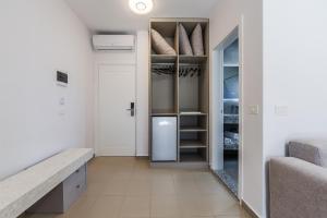 Intea Hotel Durres tesisinde mutfak veya mini mutfak