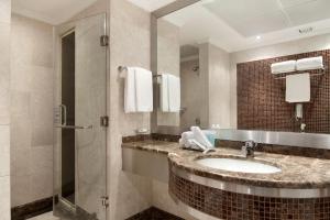Koupelna v ubytování Makkah Hotel