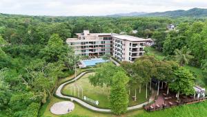 an aerial view of a resort in the jungle at River Tree Resort in Chiang Khan