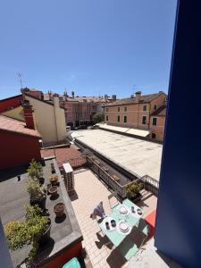 an overhead view of a patio on a building at Casa Historia in Caorle