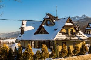 Výhľad na hory alebo výhľad na hory priamo z apartmánu