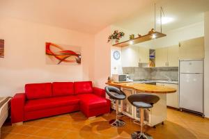 Kuchyň nebo kuchyňský kout v ubytování Apartments Villa Ana