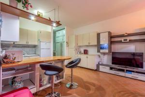 Kuchyň nebo kuchyňský kout v ubytování Apartments Villa Ana