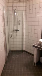Koupelna v ubytování Hotell Läckö