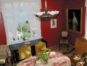 O zonă de relaxare la Midtnes Hotel