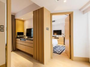 טלויזיה ו/או מרכז בידור ב-Caravel Hotel