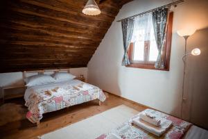 Katil atau katil-katil dalam bilik di Chata nad Briežkami