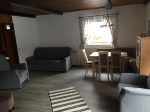 Posedenie v ubytovaní Haus Serena oben + 9 fotografií
