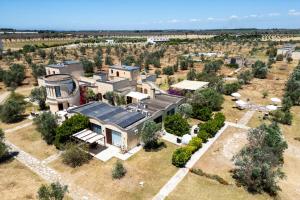 an aerial view of a large house with at Residenze Uliveto - Rooms in Nardò